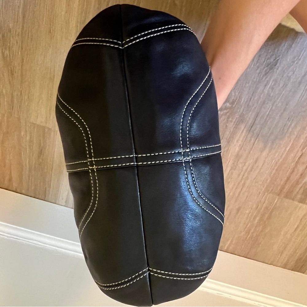 Coach Soho Black Leather Satchel Bag No. 9544 Y2K Vintage Silver Hardware - Picture 4 of 11